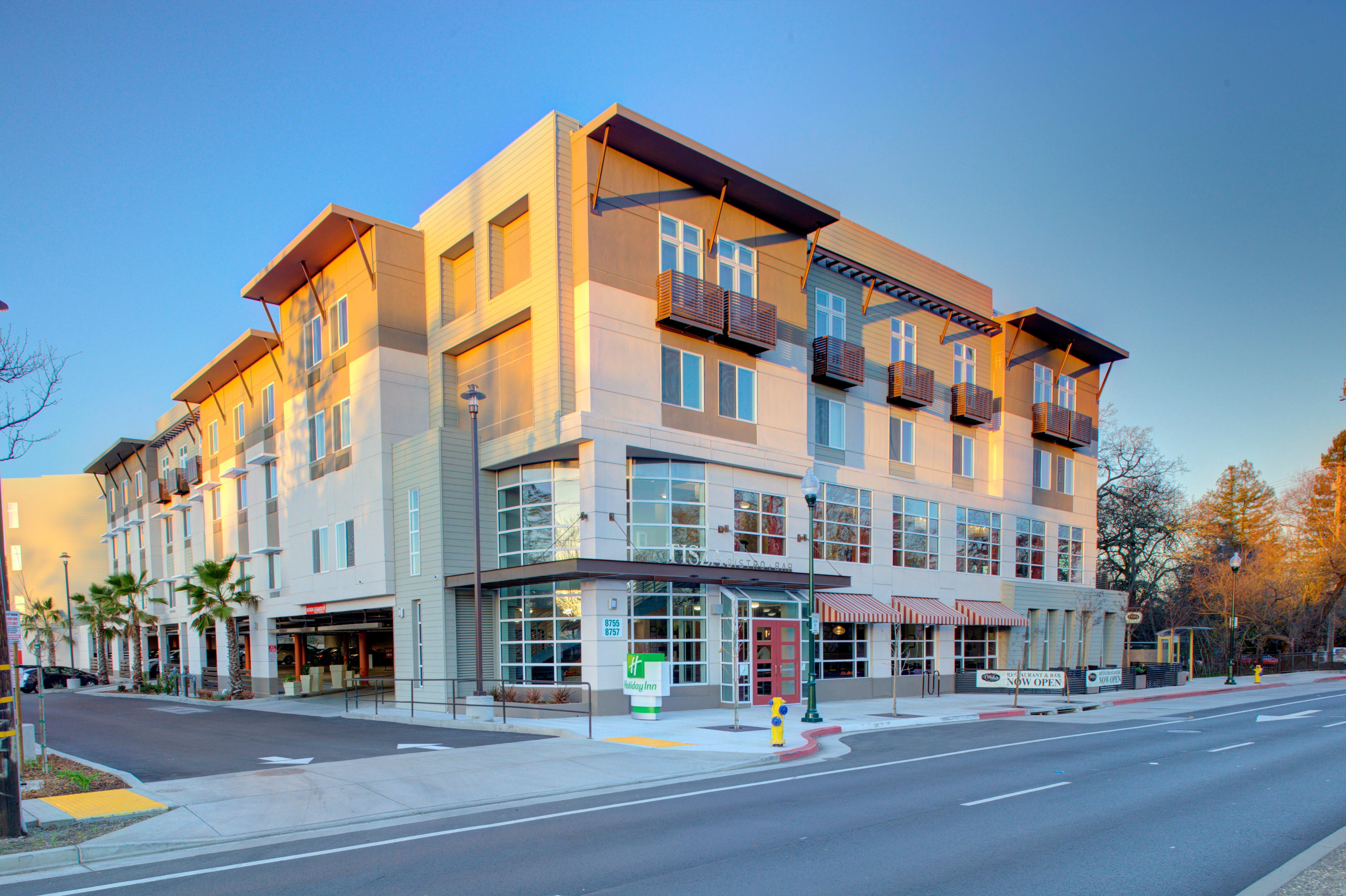 Holiday Inn Windsor - Wine Country By Ihg Екстер'єр фото